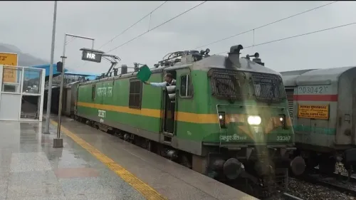 Did Passengers Express Gratitude to Railways for Successful Katra-Srinagar Train Service?