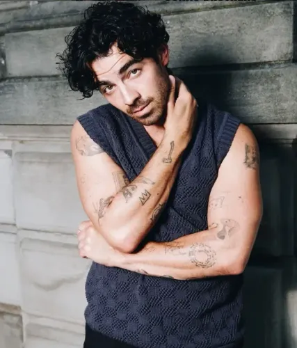Did Joe Jonas Struggle with Parallel Parking?