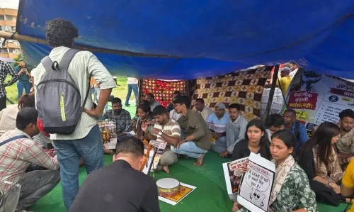 जेपीएससी विवाद: रांची में छात्र सत्याग्रह नौवें दिन भी जारी, देवेंद्र नाथ महतो अनिश्चितकालीन भूख हड़ताल पर