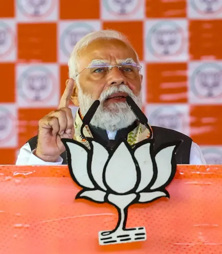 Did the Grand Alliance transform Champaran into a sanctuary for thugs?