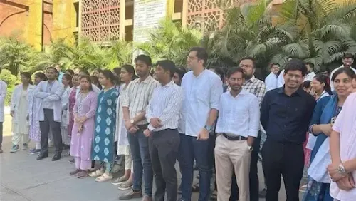Strike by Junior Doctors Over Stipend Revision Disrupts Healthcare Services in Madhya Pradesh