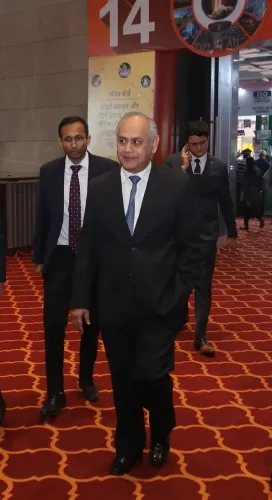 Justice Vibhu Bakhru Takes on Role as Acting Chief Justice of Delhi High Court