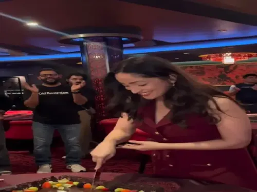 क्या यामी गौतम ने अपने बर्थडे का जश्न काम के बीच मनाया?