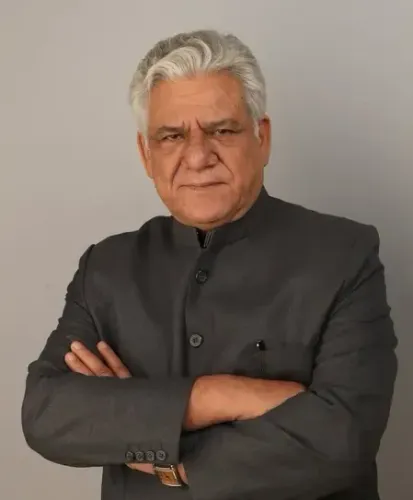 कभी चाय की दुकान पर बर्तन धोने का काम करते थे ओम पुरी, जानें कैसे बने नेशनल अवॉर्ड विजेता 