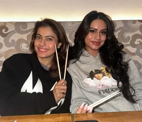 Kajol and Nysa: 'Two Chopsticks in a Box'