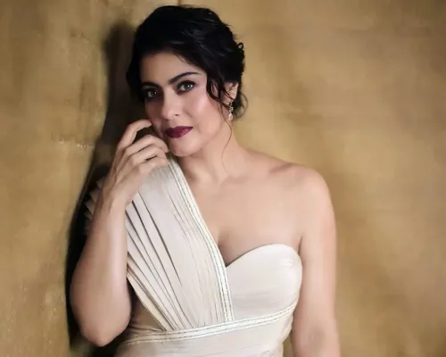 How is Kajol Celebrating ‘Mahalaya’ as Durga Puja Approaches?