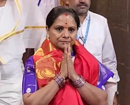 कलवकुंतला कविता ने तिरुमाला वेंकटेश्वर मंदिर में किए दर्शन, भगवान का आशीर्वाद लिया