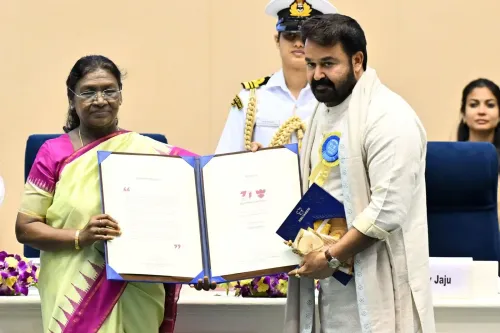 Why is Kamal Haasan Praising Mohanlal for His Prestigious Award?