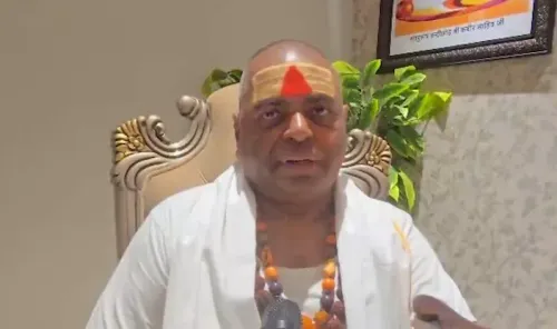 कांवड़ यात्रा में भोजन पारदर्शिता पर महामंडलेश्वर करौली शंकर महादेव की माँग, उल्लंघनकर्ताओं पर कठोर कार्रवाई हो