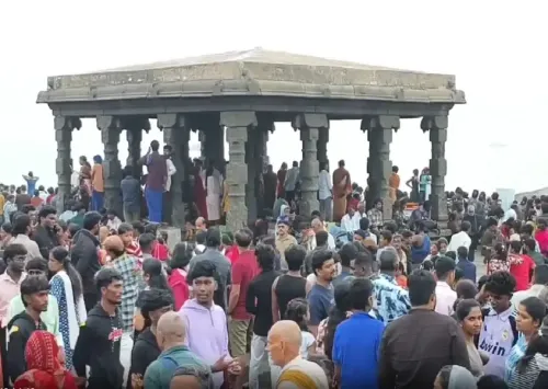 क्या कन्याकुमारी से लेकर पश्चिम बंगाल तक के मंदिरों में श्रद्धालुओं की भीड़ उमड़ी?