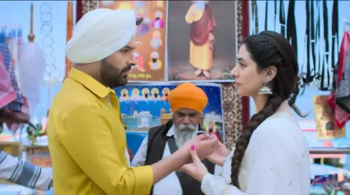 How Did Hira Warina Support Kapil Sharma While Filming a Romantic Track in ‘Kis Kisko Pyaar Karoon 2’?