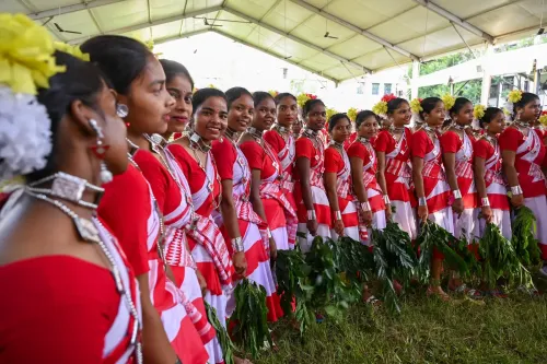 करम पर्व 2026: राष्ट्रपति मुर्मु, CM हेमंत सोरेन और राज्यपाल गंगवार ने दी शुभकामनाएं
