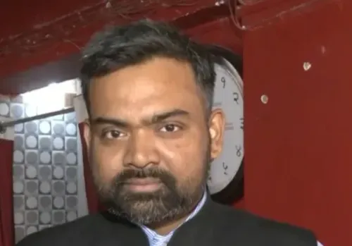 कर्नाटक संकट पर भाजपा प्रवक्ता गुरु प्रकाश पासवान का कांग्रेस पर हमला, परिवारवाद और भ्रष्टाचार पर उठाए सवाल