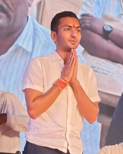 Karnataka Congress wins Davanagere South by 5,708 votes, Bagalkot by 22,332