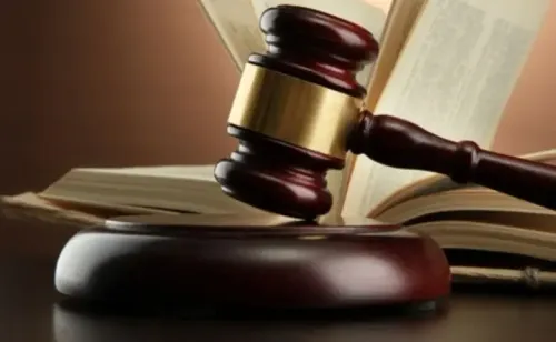 क्या कर्नाटक हाईकोर्ट ने बाइक टैक्सी पर बैन हटाया है, ओला-उबर को मिली राहत?