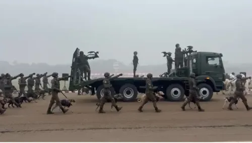 क्या कर्तव्य पथ पर सेना के ‘मूक योद्धा’ परेड में दिखेंगे भारतीय नस्ल के कुत्ते?