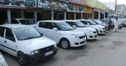 Kejriwal warns against buying petrol, diesel cars amid E50 fears