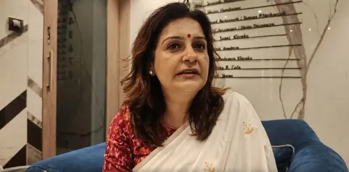 पेपर लीक पर केंद्र की जवाबदेही नहीं, युवाओं की अनदेखी: प्रियंका चतुर्वेदी का हमला