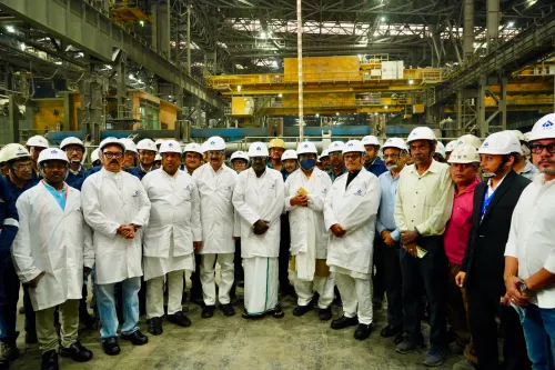 इस्पात मंत्री कुमारस्वामी ने दुर्गापुर स्टील प्लांट का दौरा किया, व्हील एंड एक्सल प्लांट को बताया रेलवे की रीढ़
