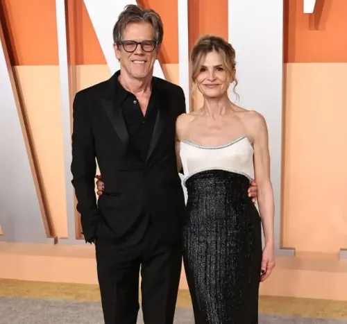 Kevin Bacon stung by bees on hike, daughter Sosie hilariously recreates moment
