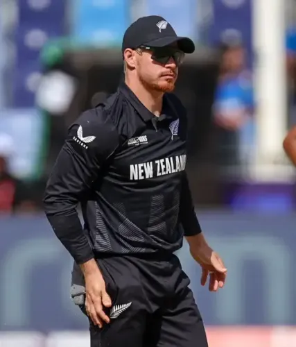 क्या खास मैच या विशेष परिस्थिति में बाएं हाथ से खेल सकते हैं ग्लेन फिलिप्स?