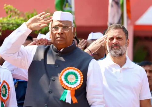 क्या मल्लिकार्जुन खड़गे और राहुल गांधी ने देशवासियों को संविधान दिवस की शुभकामनाएं दी?