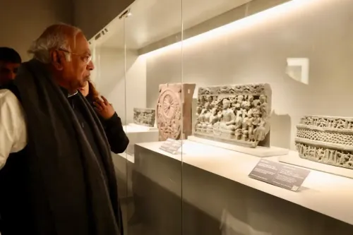 What Did Kharge Say About the Lord Buddha Relics Exposition?