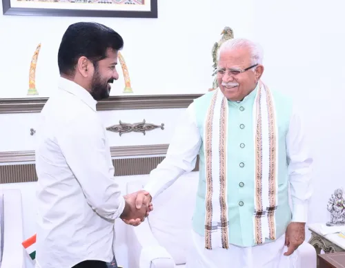 Khattar Holds Key Talks on Hyderabad Metro Phase-2