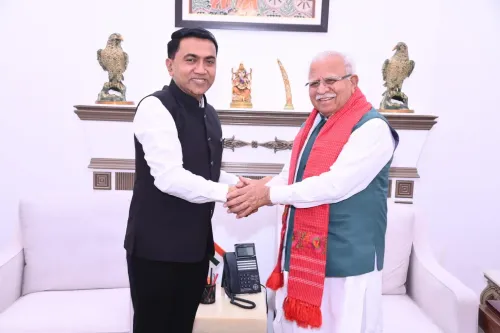 Khattar meets Goa CM Sawant, reviews power and urban schemes