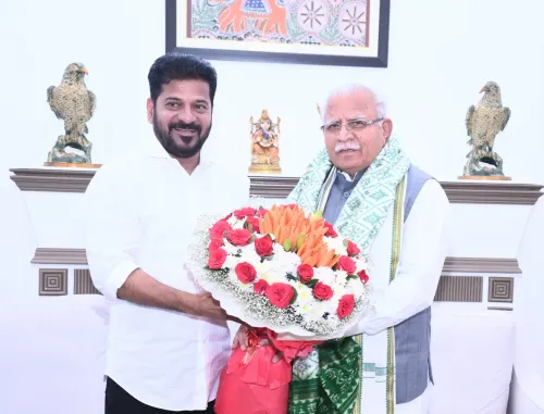 Khattar meets Telangana CM on Hyderabad Metro Phase-2, UCF