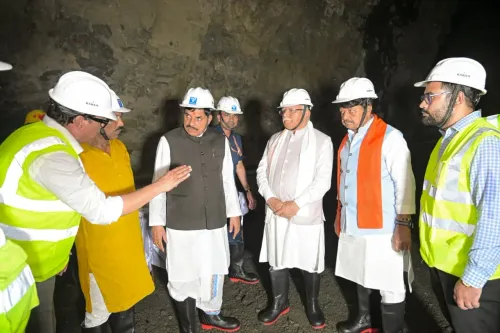 Khattar Reviews Kanh Diversion Project to Revive Shipra