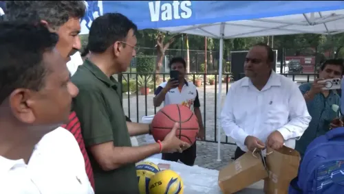 क्या खेल मंत्री मनसुख मांडविया ने 'संडे ऑन साइकिल' में स्वदेशी खेल सामग्री का समर्थन किया?