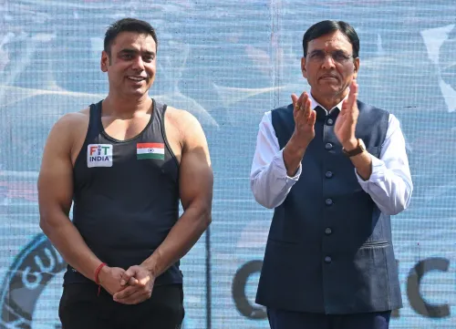 क्या खेल पेशेवरों के लिए नई इंटर्नशिप नीति शुरू की गई है?