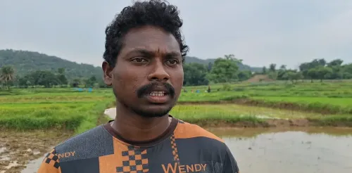 खेत में मजदूरी, बिना कोचिंग मोबाइल से पढ़ाई — लक्ष्मी बनारा ने नीट 2025 क्वालीफाई किया
