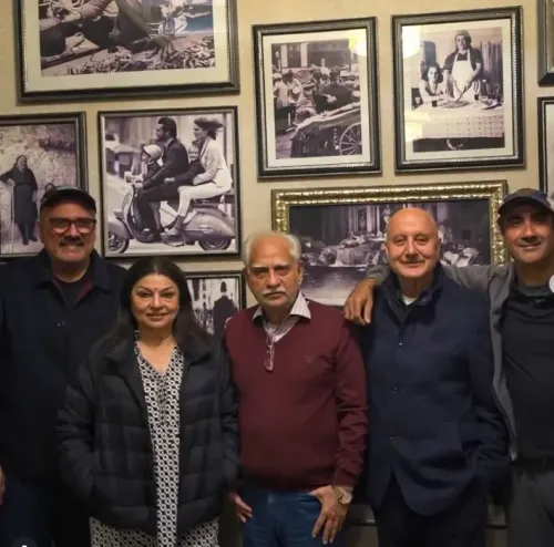 'खोसला का घोसला-2' के सीक्वल से पहले रमेश सिप्पी के साथ अनुपम खेर की महफिल?