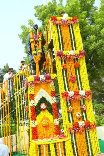 Kishan Reddy pays tribute to Sardar Patel at Gun Park, Hyderabad