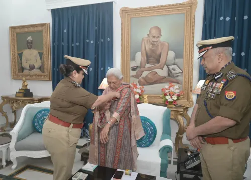 क्या पुलिस झंडा दिवस पर अपराध में कमी का उत्सव मनाना चाहिए: राज्यपाल आनंदीबेन पटेल?