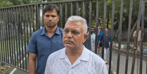 कोलकाता एयरपोर्ट पर मस्जिद विवाद: दिलीप घोष बोले — गैरकानूनी निर्माण तो हटाना ही होगा
