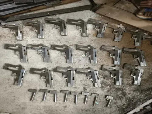 Did Kolkata and Bihar STF Uncover a Firearms Manufacturing Unit in Bhagalpur?