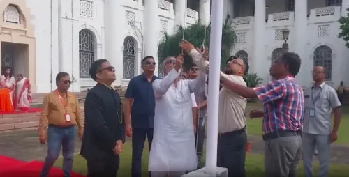 80वें स्वतंत्रता दिवस पर कोलकाता में मंत्री तापस रॉय ने फहराया तिरंगा, एकता-संप्रभुता की रक्षा का आह्वान