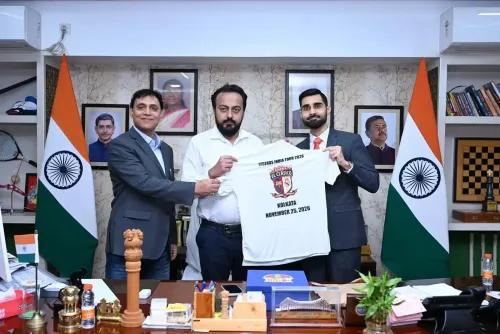कोलकाता में 25 नवंबर को रियल मैड्रिड vs बार्सिलोना लीजेंड्स का एल क्लासिको, फिगो-पुयोल होंगे मैदान में