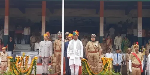 कोटा में स्वतंत्रता दिवस: मंत्री मदन दिलावर ने महाराव उम्मेदसिंह स्टेडियम में किया ध्वजारोहण, 72 लोग सम्मानित