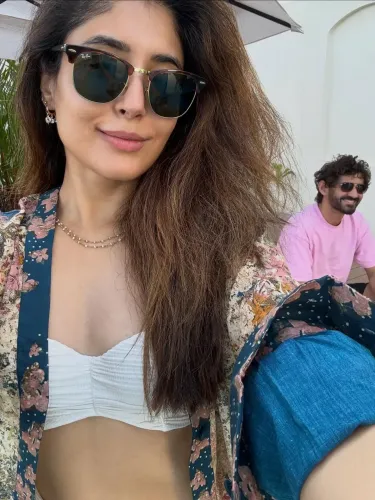 Kritika Kamra Enjoys Post-Wedding Joy: A Relaxing Getaway with Gaurav Kapur