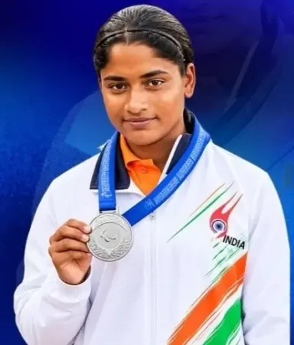 Karnataka lauds Soumya, Radha Venkatesh for Asian Para Games 2026 gold, silver
