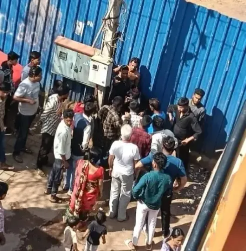 Karnataka: Man Assaulted by Mob for Speaking with a Married Woman; Three Arrested
