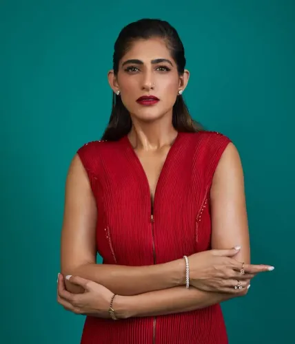 Kubbra Sait Addresses Social Media's Impact on Body Image