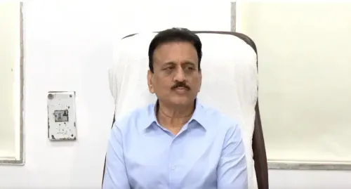 गिरीश महाजन का बयान: कुछ लोग कुर्सी के लिए देश और धर्म को छोड़ रहे हैं