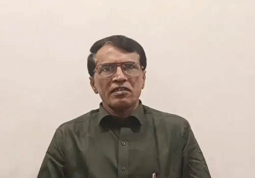 पूर्व नक्सली भूपति की कहानी: हथियार छोड़कर संविधान के अनुसार कार्य करने की अपील