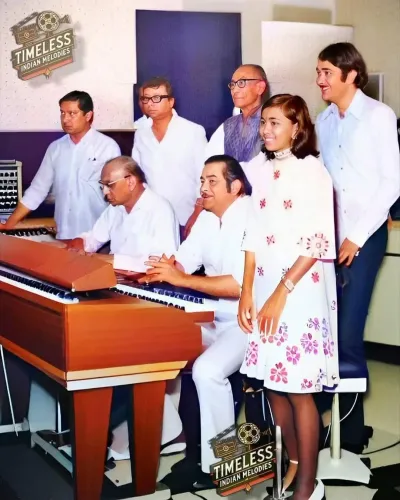 Did Kunal Ganjawala Just Share a Rare Snapshot of Raj Kapoor from the Recording of ‘Ek Din Bik Jayega’?