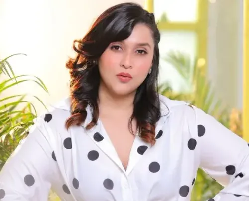 मन्नारा चोपड़ा का कुणाल कामरा के 'सीता के पति' बयान पर जवाब — जंतर-मंतर मंच छात्र मुद्दों के लिए